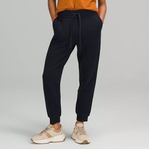 NWT Scuba Jogger True Navy 8